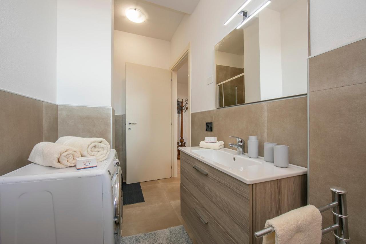 Villa Teresa Apt Lake Garda View - Happy Rentals Soiano Del Lago Exteriör bild